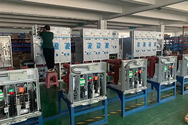 Năng lượng mới: Thúc đẩy quá trình chuyển đổi xanh của hệ thống điện